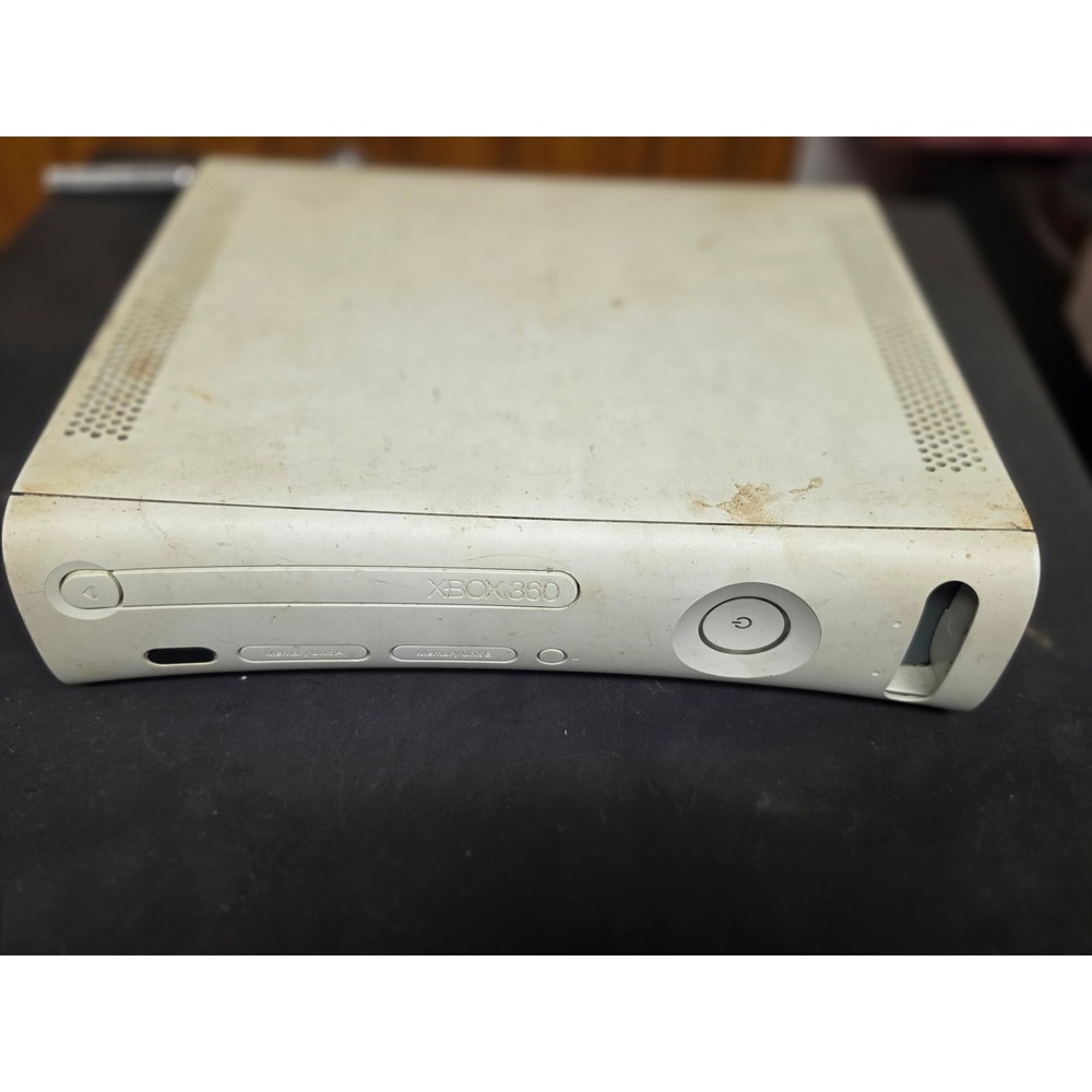Microsoft Xbox 360 Console White HDMI 2008-11-22 For Parts or Repair